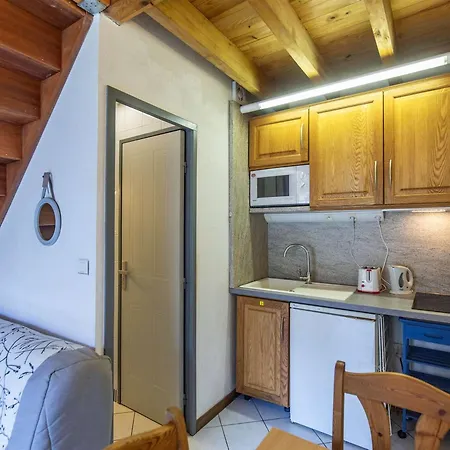 Confortable Avec Terrasse Et Equipements Modernes - Fr-1-401-286 *