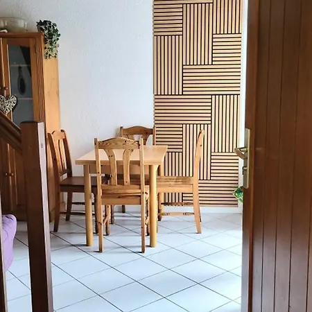 Confortable Avec Terrasse Et Equipements Modernes - Fr-1-401-286 *